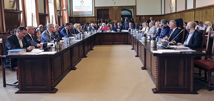 Dyskusja w sprawie ciepa trwa, radni s podzieleni. Wiceprezydent: EPEC zakada budow nowego systemu 