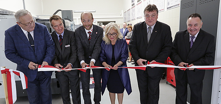 Elbląg ma nowe sposoby na kształcenie zawodowców. Podwójna uroczystość w CKP