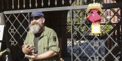 Piotr Imioczyk znw prosi o szanowanie pomnikw. Poprzednio jego "apel" wyldowa w mietniku