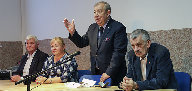 Jerzy Wilk zabiegał o głosy mieszkańców Nad Jarem. Niewielu znalazło czas na spotkanie z kandydatem PiS