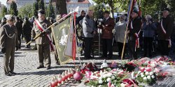 "Jeste�my dzi� winni pami�� tw�rcom Polskiego Pa�stwa Podziemnego"