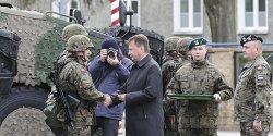 Minister Mariusz B�aszczak. „To wa�ny dzie�, w kt�rym potwierdzamy nasz� gotowo��”