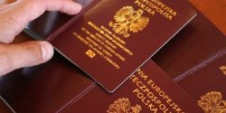 Nowe paszporty na �wi�to Niepodleg�o�ci