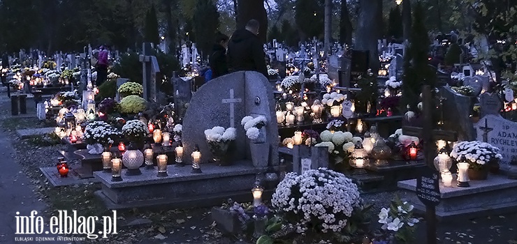 Spacer po Cmentarzu Agrykola skłaniał do refleksji i zadumy