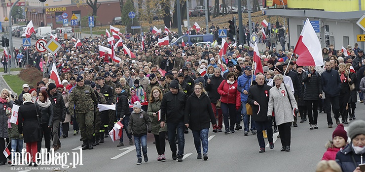 Elblążanie zaśpiewali "Rotę" i pobili rekord. Jak jeszcze świętowaliśmy 100 lat niepodległości Polski?