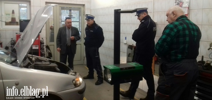 Ustaw oświetlenie za darmo. Policja rozpoczęła akcję, będzie więcej kontroli