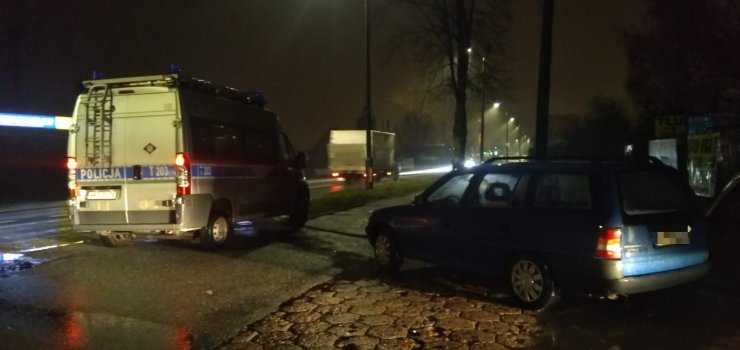 Elblg: Pijany mczyzna kierowa oplem astr - omal nie wjecha „pod prd”
