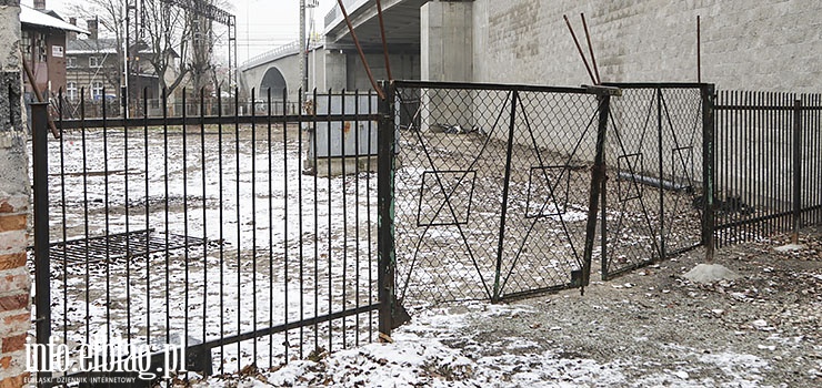Na drodze stanął im płot. Mieszkańcy Lotniczej interweniują