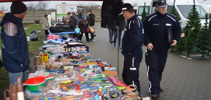 10 rad, jak 10 palcw u obu doni. Policja radzi, jak bezpiecznie korzysta z fajerwerkw