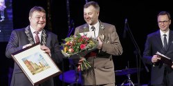 Elblg ley im na sercu. Poznalimy laureatw nagrd prezydenta