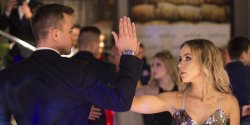 „Ten bal to jeden z naszych wi�kszych krok�w wej�cia w doros�o��”. Zobacz, jak na Studni�wce bawili si� maturzy�ci ZST-I
