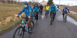 Rowerzy�ci jechali i kwestowali na rzecz WO�P