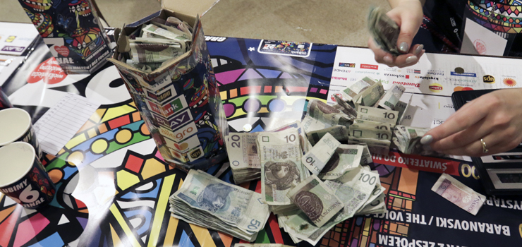 "Ostatnia puszka prezydenta Adamowicza". Zebrano już ponad pół miliona