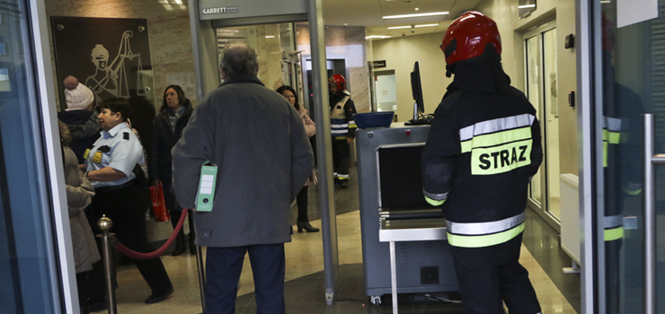 Strażacy ewakuowali pracowników Sądu przy ul. Płk. Dąbka