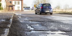 Po��czenie Akacjowej z Lotnicz�. Powsta�o 4 lata temu, dzi� domaga si� remontu