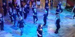 One Billion Rising w Elbl�gu. Kobiety zata�czy�y przeciw przemocy