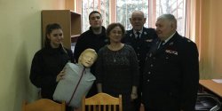 Zesp� Szk� Techniczno- Informatycznych otrzyma� nowy fantom reanimacyjny