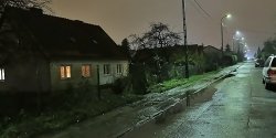 Dzielnica budowlanych "kwiatków"? Miasto chce powstrzymać niekontrolowaną rozbudowę w części Zakrzewa