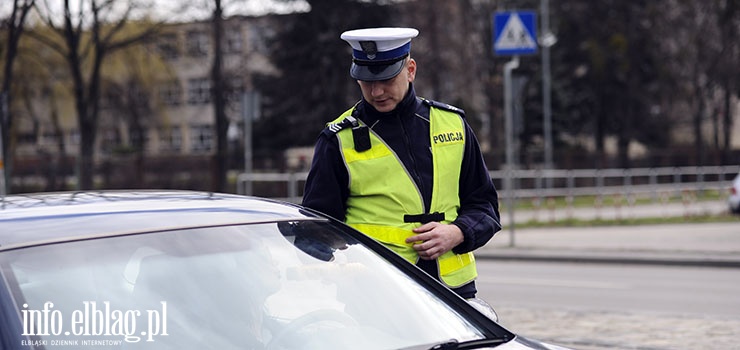 Statystyki s przeraajce. Policyjna akcja "Na drodze – patrz i suchaj" wanie ruszya w Elblgu
