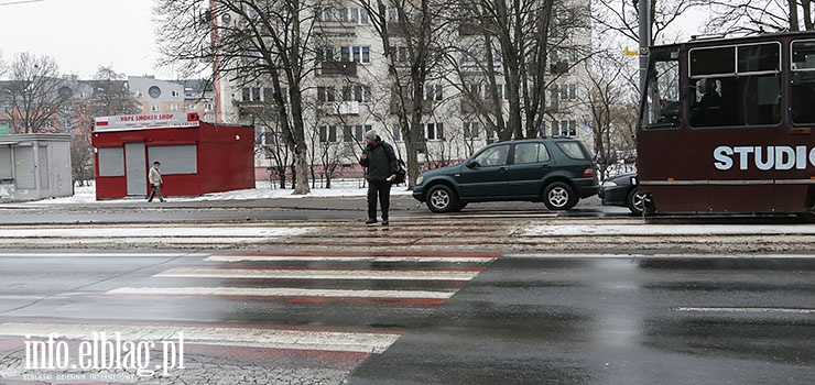 100 tys. na aktywne przejcia dla pieszych