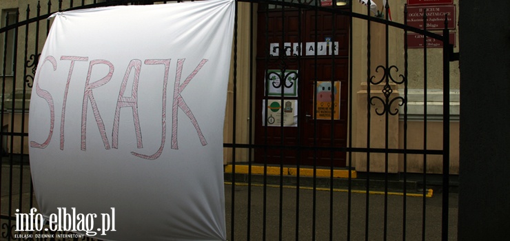 Trwa strajk nauczycieli. Co z jutrzejszym egzaminem gimnazjalnym?