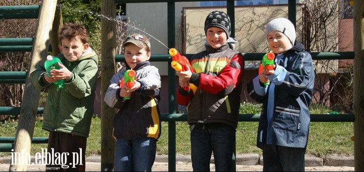 Tradycja Poniedziałku Wielkanocnego wiąże się z licznymi obrzędami
