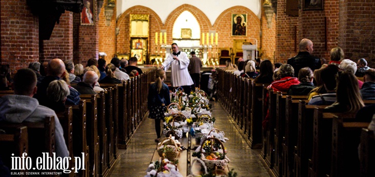 Święcenie wielkanocnych  pokarmów. Zobacz zdjęcia z Katedry św. Mikołaja
