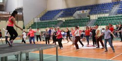 Kierunek Zdrowie, czas start! Cykl spotka elblskich seniorw rozpocza taneczna Zumba