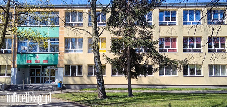 "Decyzja, która zapadła nie jest złożeniem broni". Jak zawieszenie strajku oceniają nauczyciele ZST-I?