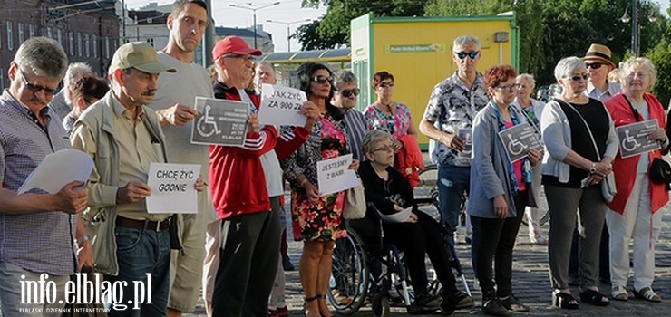 500+ dla niepenosprawnych. To rzeczywista troska PiS, czy przedwyborcza gra?