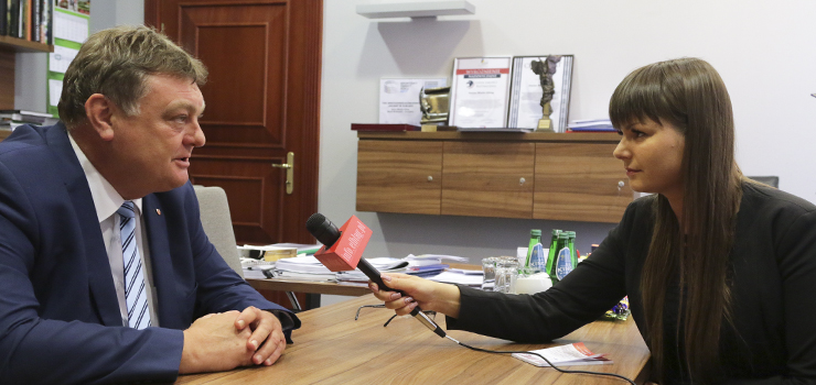 Zobacz, co dzieje się w Elblągu: maj należał do Flagi RP, Konstytucji, recyklingu i... seniorów!