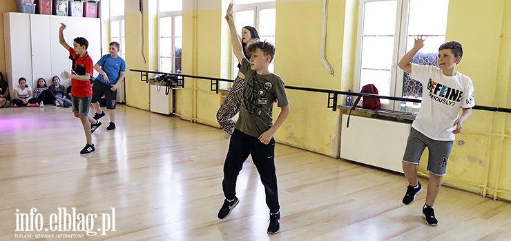 Już dziś IX Gala Taneczna Cadmans jak do występów przygotowywały się dzieci z grupy hip-hop?