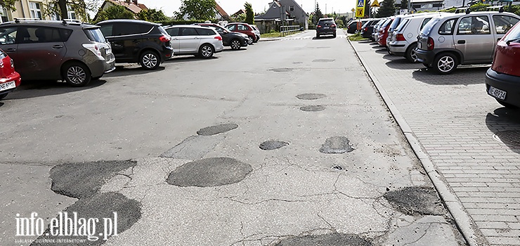 „Ubytki w jezdni dochodzą nawet do 60 cm średnicy oraz 25 cm głębokości.” Interwencja radnego PiS załatwiona od ręki?
