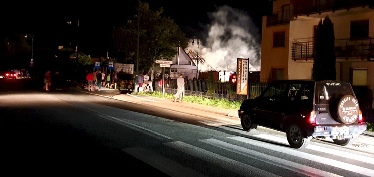 Spłonął drewniany dom w Krynicy Morskiej - zobacz zdjęcia