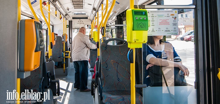 Zostali zamknięci w autobusie,  bo......kontrolerzy sprawdzali bilety!