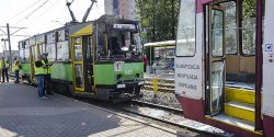 Pk. Dbka: Zderzenie dwch tramwajw. Cztery osoby trafiy do szpitala