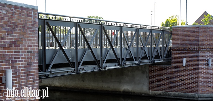 Czytelnik pyta, co się stało z iluminacją mostu? Coś na ten temat wiedzą... chuligani