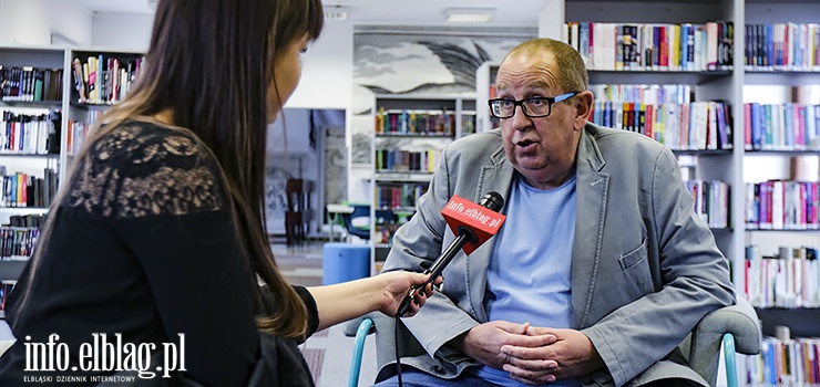 „To wspaniałe miejsce refleksji”. Biblioteka Elbląska zmienia się nie do poznania (film)