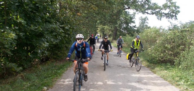 Rowerowe odwiedziny pachnicowego parku