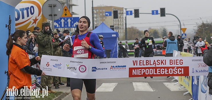 Bieg Niepodległości: 1100 zawodników i jeszcze więcej kibiców. Najlepszy był Marcin Spustek
