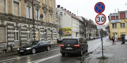 Na Mickiewicza, Rawskiej i Orlej kierowcy musz� zdj�� nog� z gazu