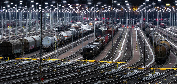 Pianka PE sieciowana i niesieciowana – czym się różnią?