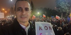 Prezydent Duda podpisa� ustaw� s�dow�. Senator Wcis�a: S�dziowie zostali podzieleni, a to dopiero pocz�tek