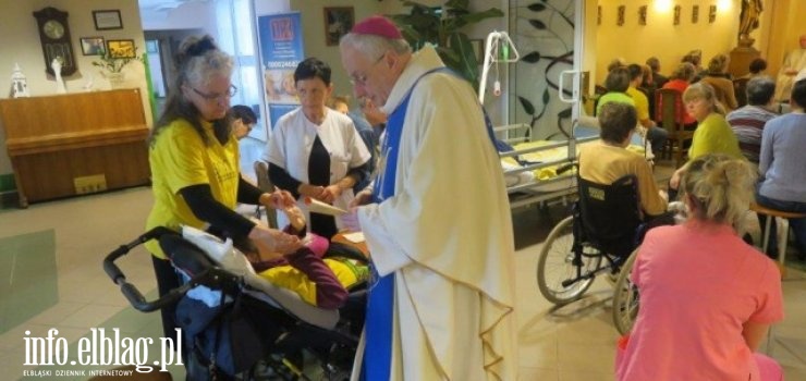 "Choroby atakują nas w każdej fazie życia". Biskup i Wiceprezydent z wizytą w Hospicjum