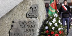 „Bd dobrym Polakiem, suchaj matki, suchaj starszych, bd tolerancyjny.O tym trzeba mwi, o tym trzeba przypomina"