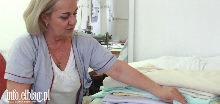 Krawcowe z WSZ w Elblągu uszyły już prawie 600 płóciennych maseczek ochronnych