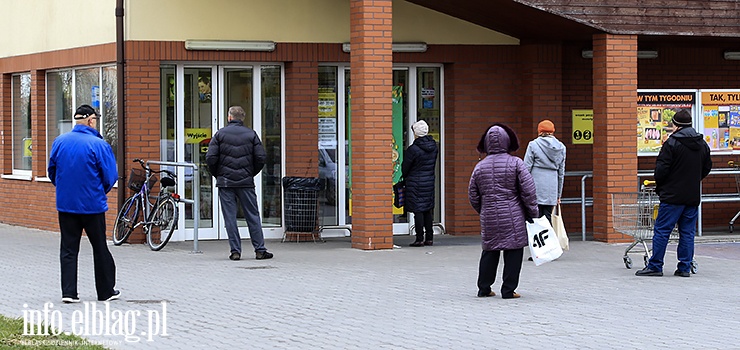 Zakupy podczas pandemii. "Klienci bywają skrajnie nieodpowiedzialni, jakby nie było zagrożenia"
