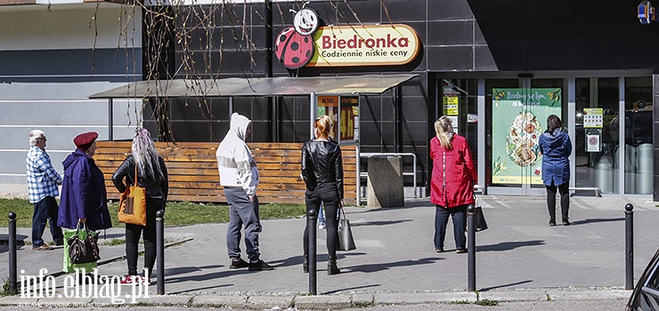 Ile klientów może być w sklepie? "W Biedronkach i tak nikt tego nie kontroluje"