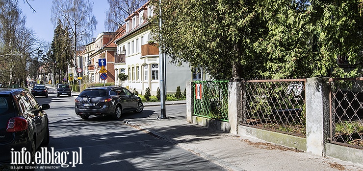 ywopot ogranicza widoczno na skrzyowaniu ul. Chopina i Kopernika. Radny apeluje: Od roku nic si nie zmienio