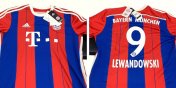 Zdobądź klubową koszulkę Bayernu z autografem Roberta Lewandowskiego. Trwa charytatywna licytacja